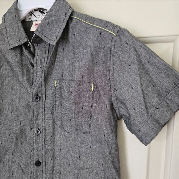 2/$15 Mossimo button down size 4/5 - Picture 4 of 4